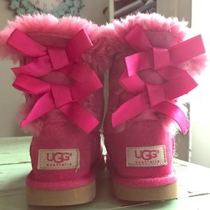 Girls’ Pink Ugg Bailey Bow boots